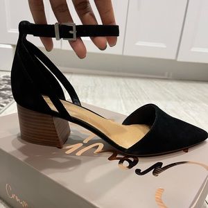 CROWN VINTAGE Suede Sandal